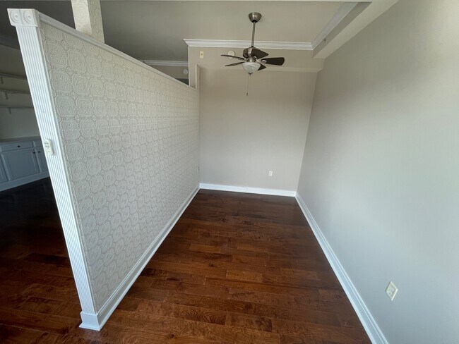 Photo - 800 4th St SW Unit s819