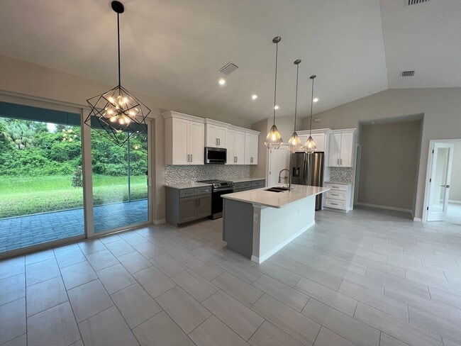 Photo - New Build open floor plan 3/2