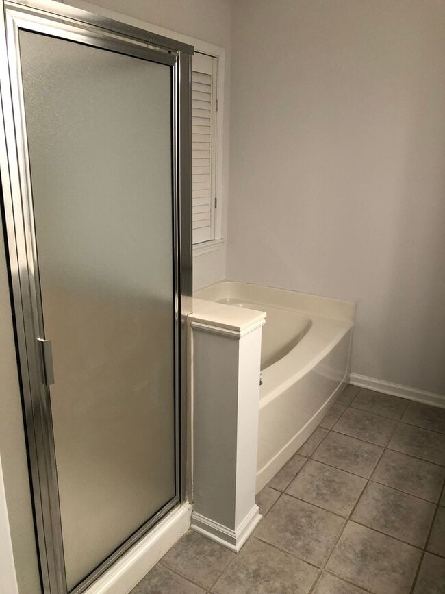 Photo - Greenville, 3BD/2.5 plus bonus, 1839SF