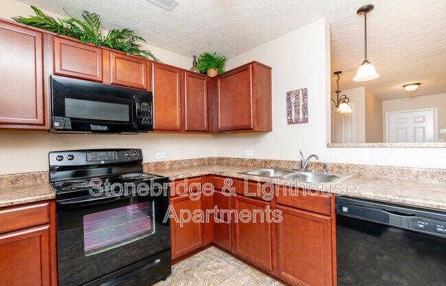 201 Stonebench Cir