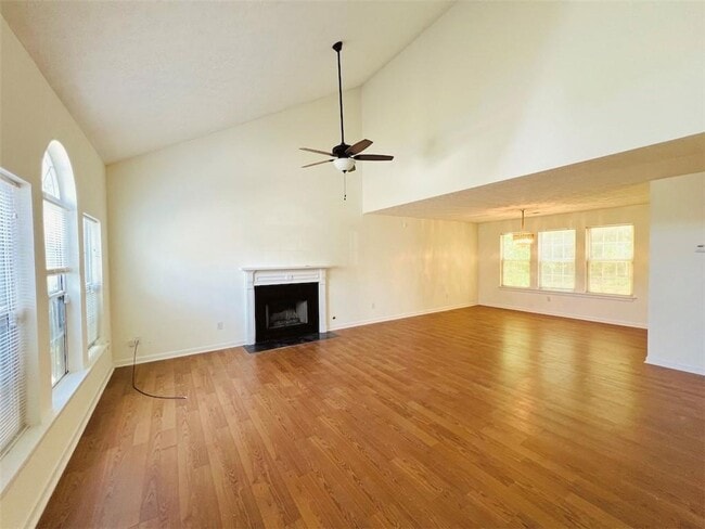 Photo - 3663 Willgrove Way