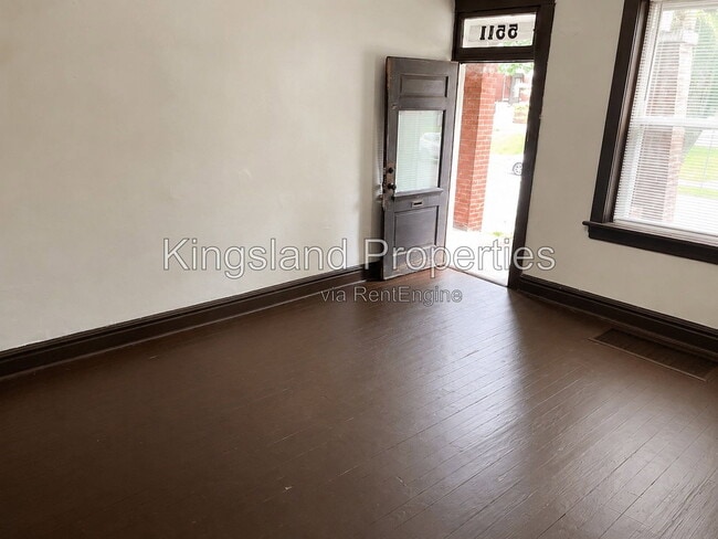 Building Photo - 5509-5511 Alaska Avenue Unit 5511