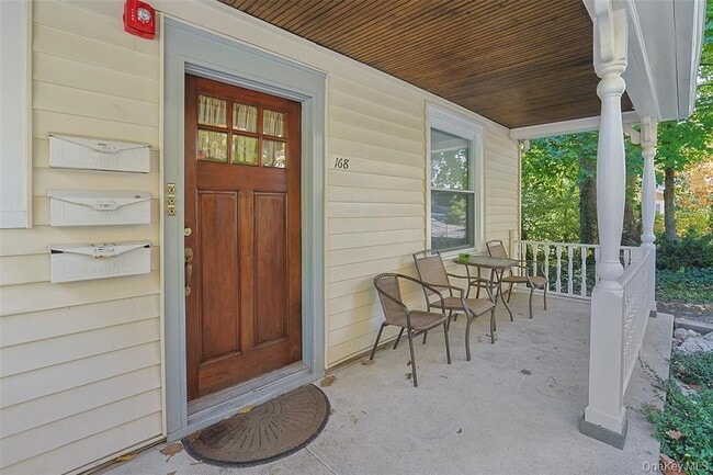 Photo - 168 Parkview Ave Unidad #2