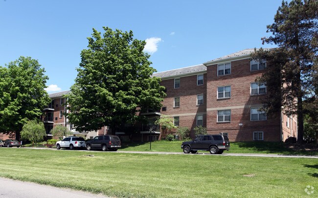 newport glen apartments for rent in boardman oh forrent com