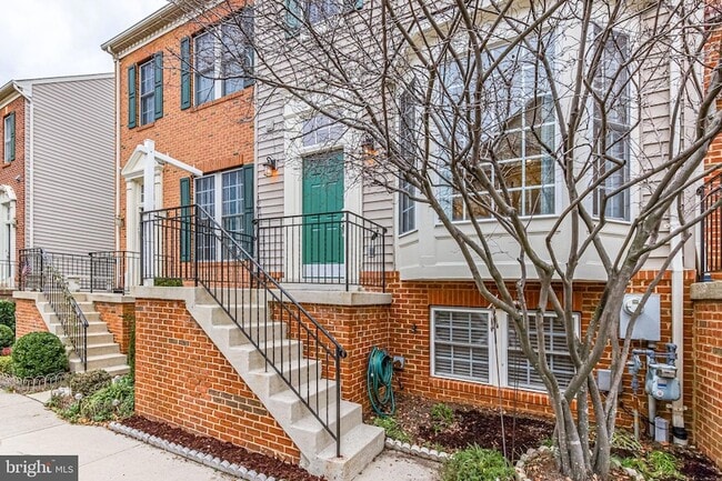 Photo - 953 Harrison Cir