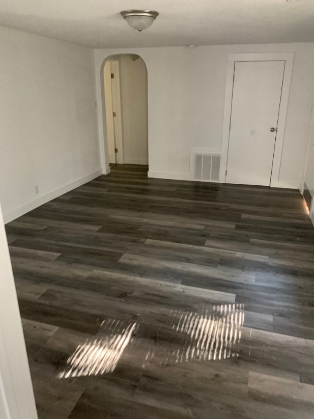 "Charming 2-Bedroom Wichita Home with Gleaming Hardwood Floors!"

Hurry! Limited-Time Special: NO...
