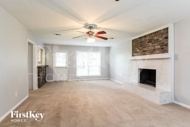20127 Pinehurst Trail Dr