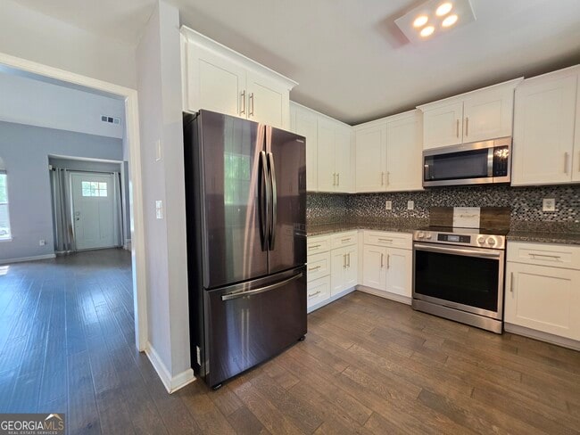 Photo - 241 Hamilton Dr