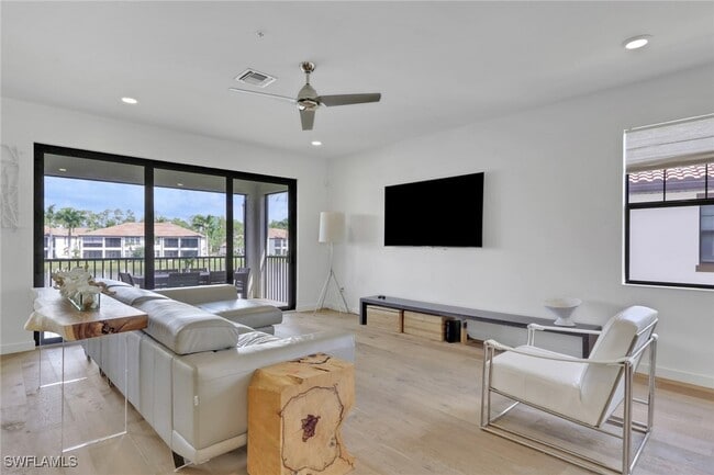 Photo - 15161 Palmer Lake Cir Unit 202