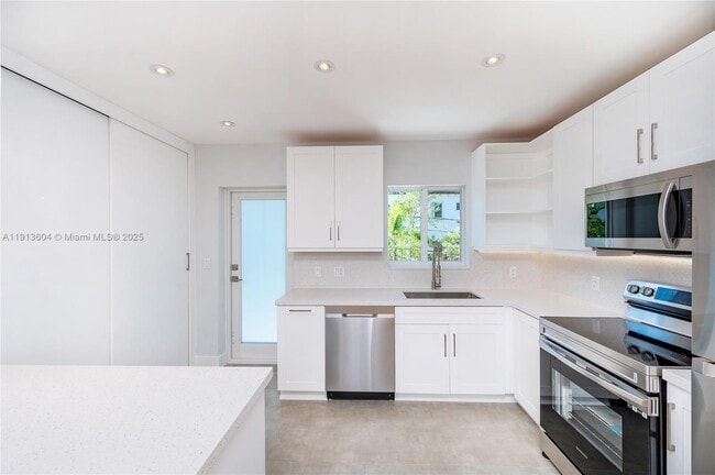 Photo - 636 Malaga Ave Apartment Unit 2