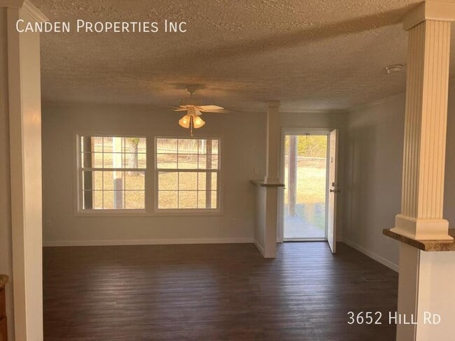 Photo - 3652 Hill Rd