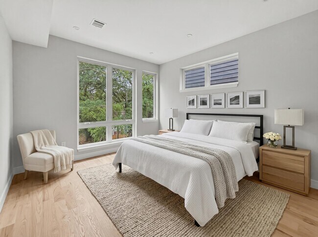 Photo - 29 Clinton Ave Unit #2-A
