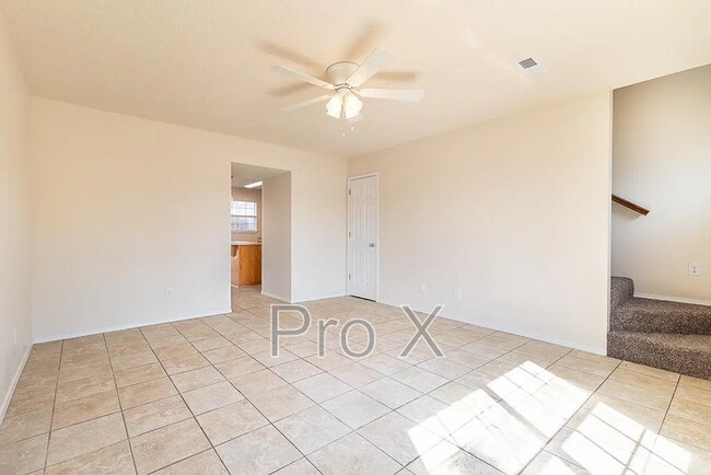 Photo - 410 SE J St Unit Apt B