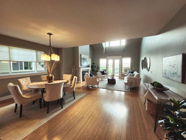 Photo - Beautiful Riverfront Retreat, 2 River-Faci...