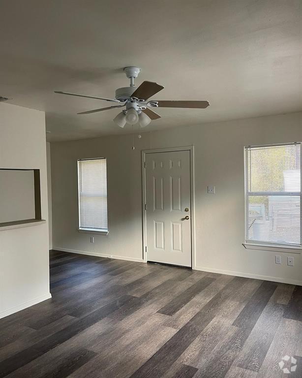 Building Photo - 5408 McCullough Ave Unit 3 Rental