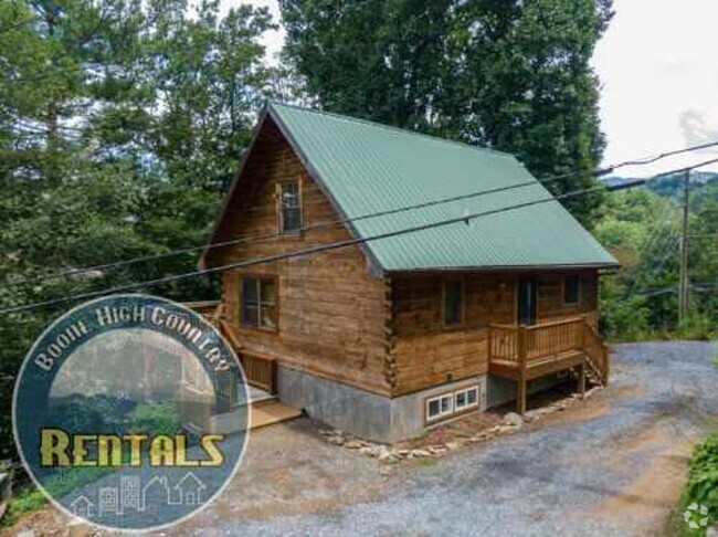 Building Photo - Luxury 3bd Cabin Just Minutes From ASU Campus Rental