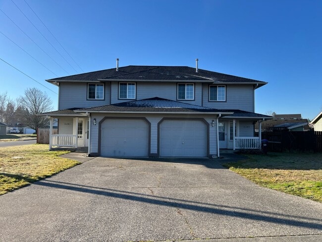 Photo - 16241-16243 Curry Ct SE