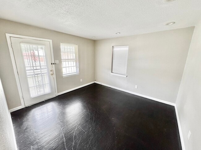 Photo - 1766 Eldridge Ave