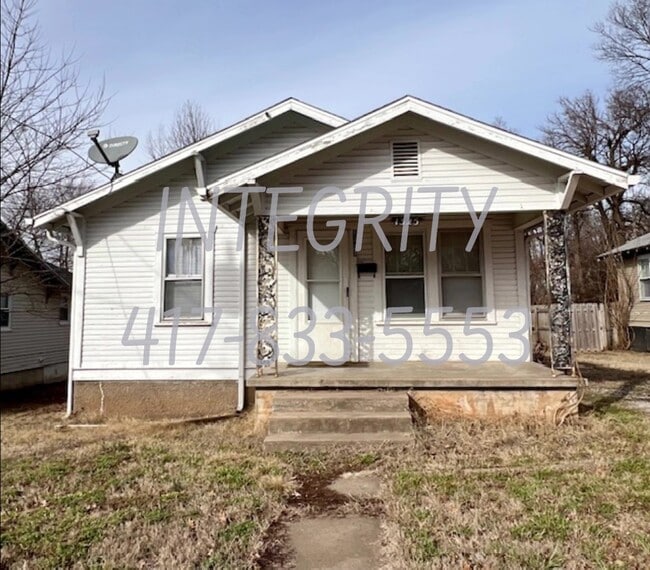 Photo - 1325 W Elm St House