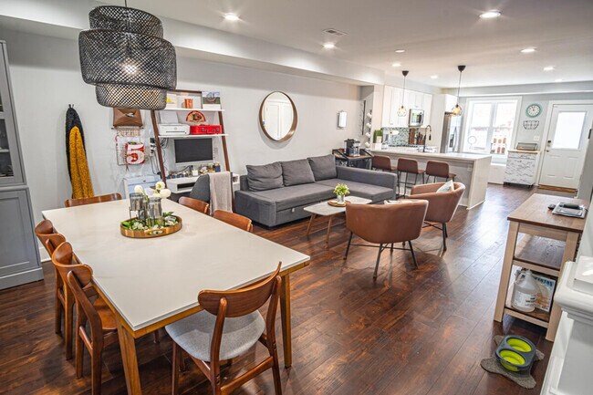 Photo - 1673 Montello Ave NE Unit SI ID1602281P