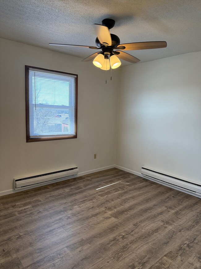 Photo - 606 N Main St Unit #7