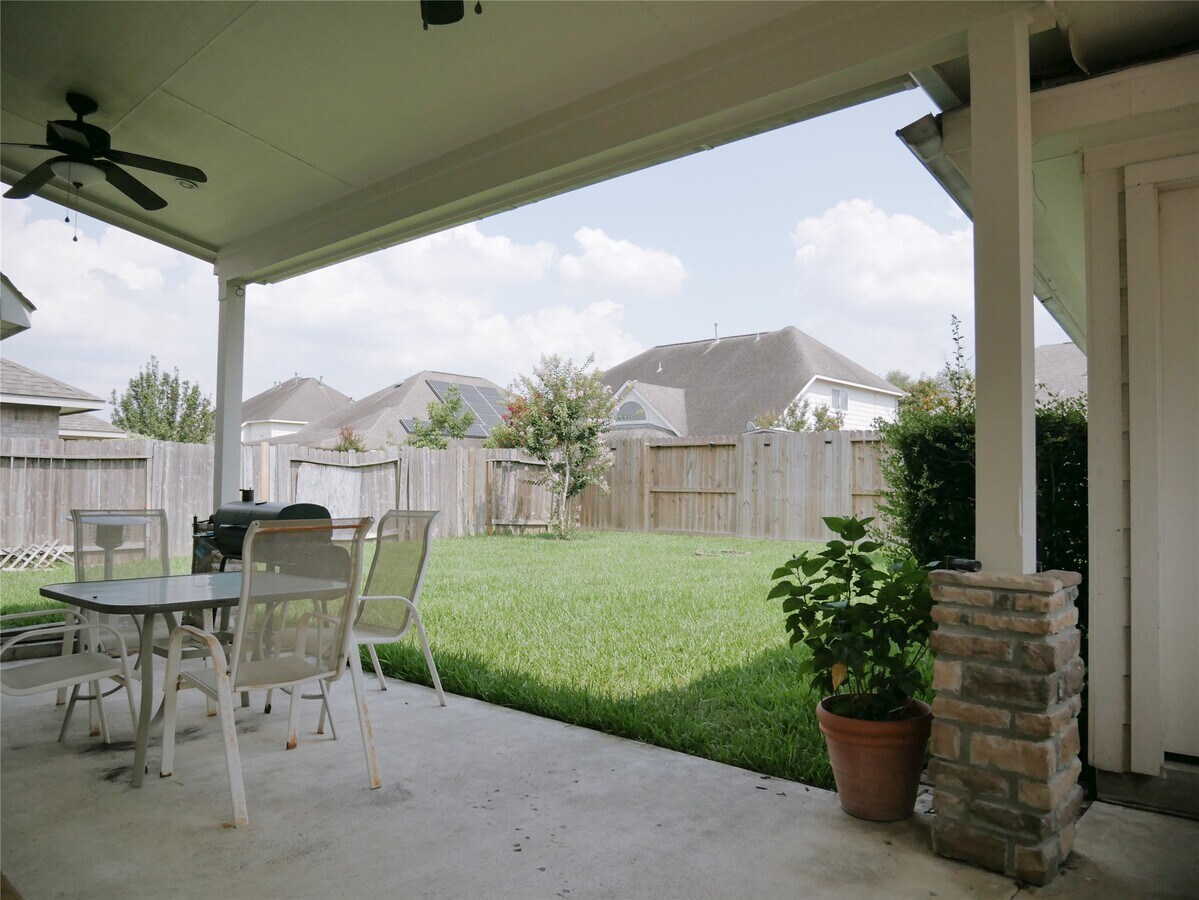 Photo - 17619 Emerald Garden Ln