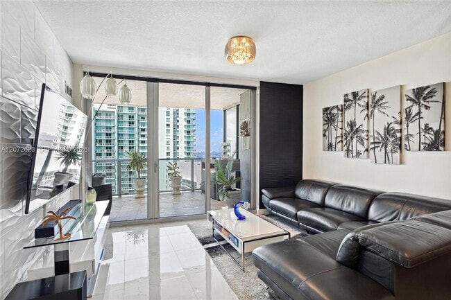 Photo - 488 NE 18th St Unit 4307