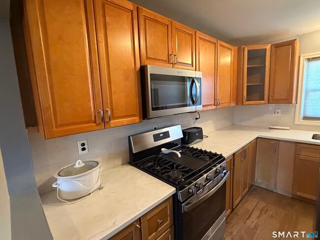 Photo - 11 Camelot Dr