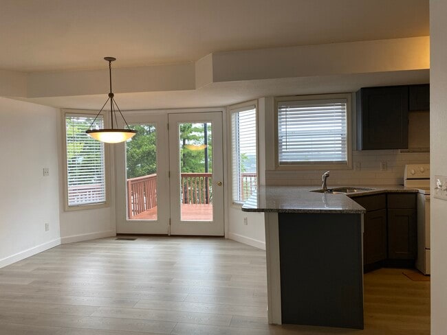 New Kitchen - 1205 Pinewood Dr