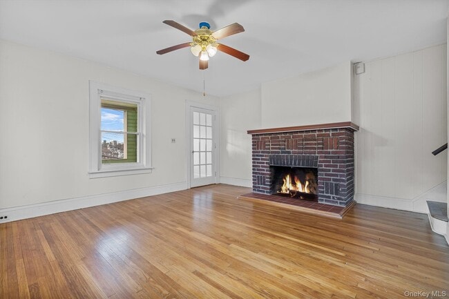 Photo - 247 Roberts Ave