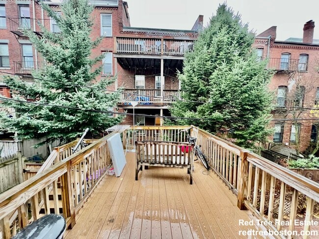 Photo - 23 Highland Park Ave Unidad 2