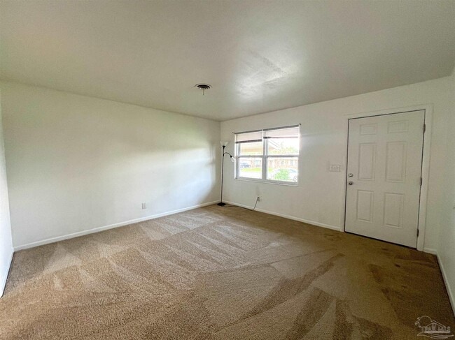 Photo - 7121 Marie Ave