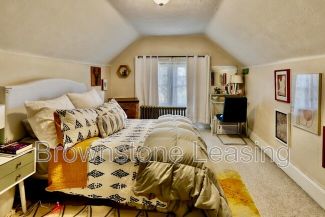 Photo - 1124 Emerson St Unidad #2