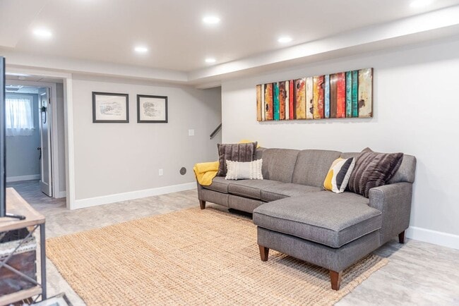 Photo - BRAND NEW REMODEL Unit 3 Bedrooms 1 Bath