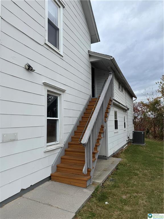Photo - 637 5th St