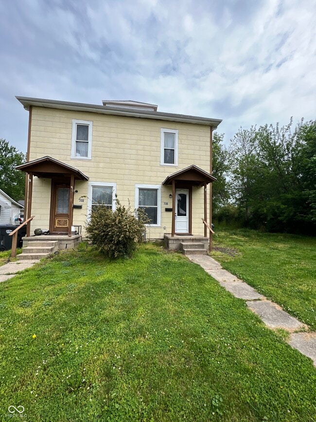 Building Photo - 730 W 9th St