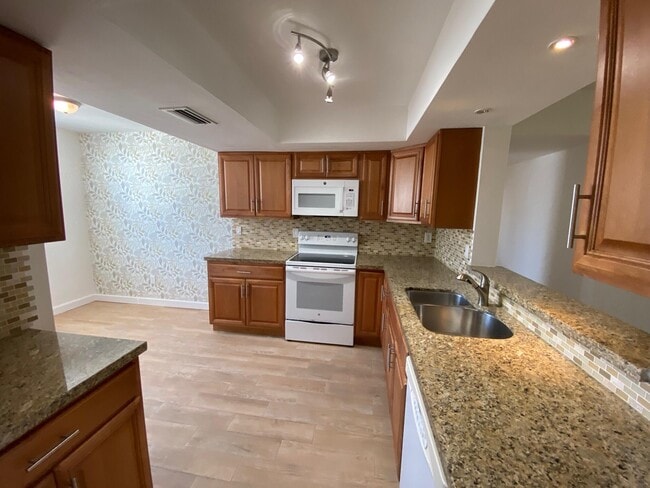 Building Photo - 7310 NW 18th St Unit 107