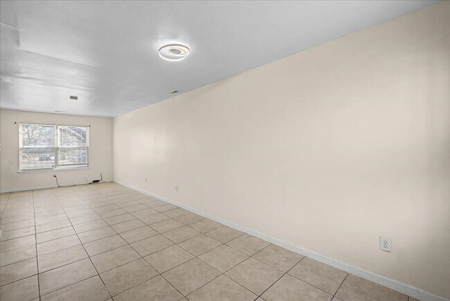 Photo - 511 S 6th St