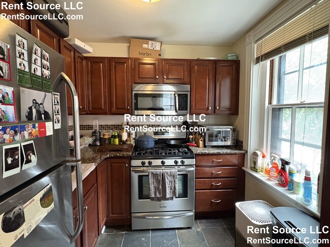 Photo - 23 Ware St Unit 4