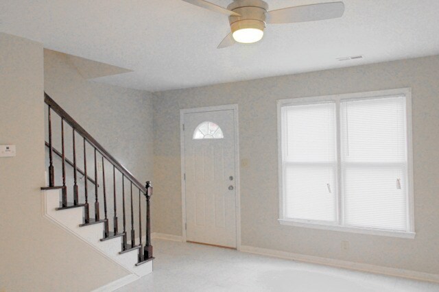 Photo - 2230 Summit St Unit 103