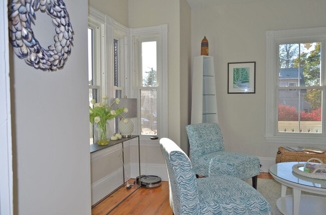 Photo - Winter Rental: The Mariner