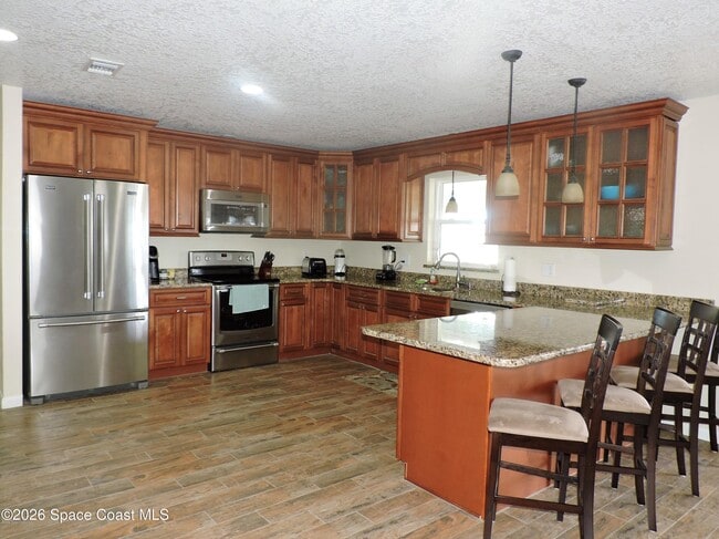 Photo - 1260 Island Dr