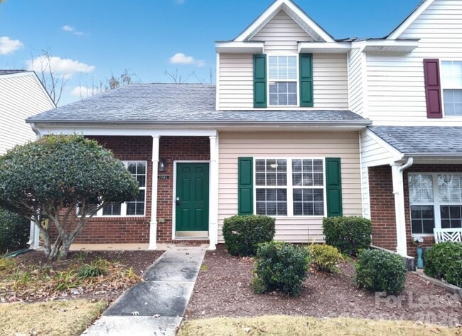 Building Photo - 7383 Sun Dance Dr