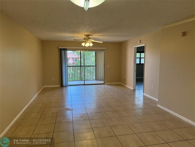 Photo - 571 SW 142nd Ave Unit 413-O