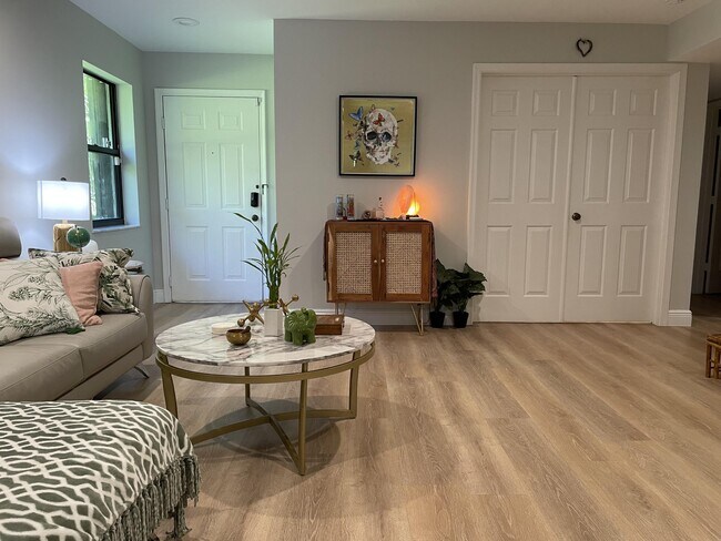 Photo - 12725 Shoreline Dr Unit 6d