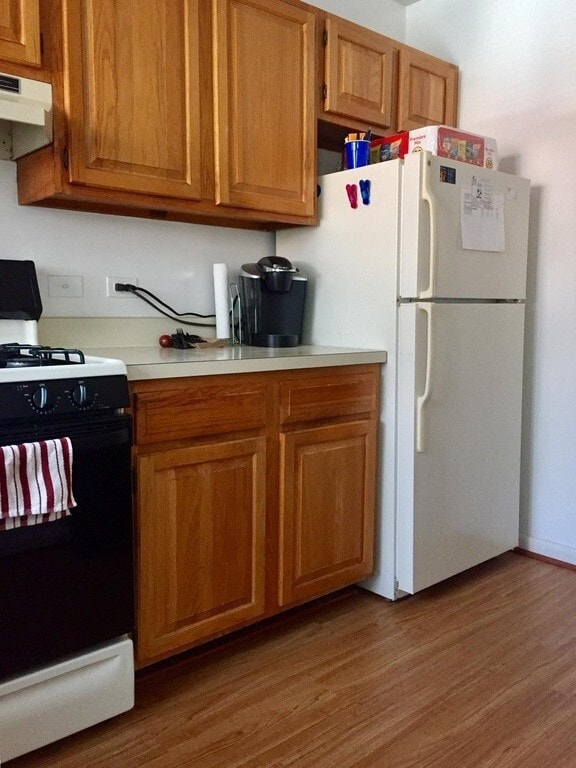 Photo - Hardwood floors! 1 Bed 1 Bath at Parkside Condominium; Utilities Included in Rent