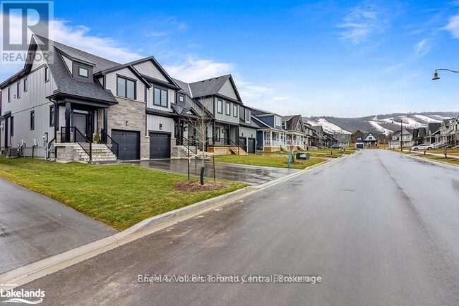 Photo - 123 Black Willow Cres