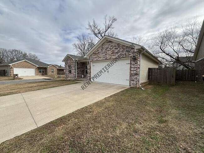 Photo - 30 Woodhaven Dr