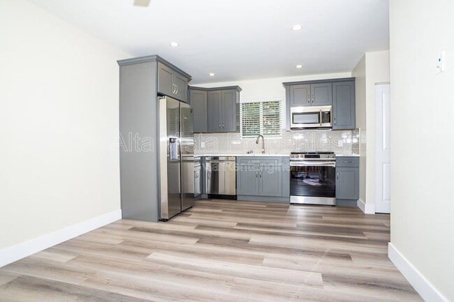Photo - 3623 31st St