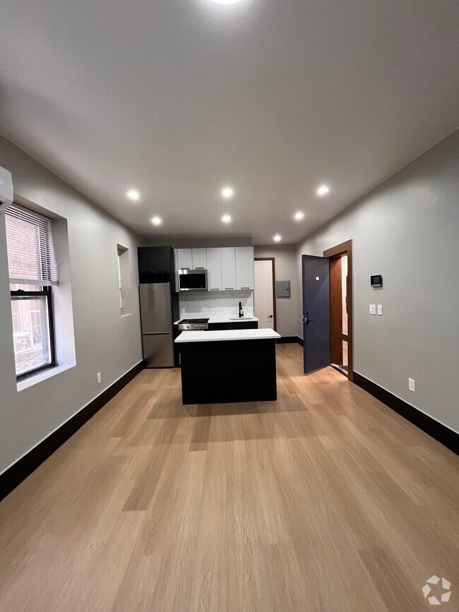Building Photo - 22 Tuers Ave Unit 1 Rental